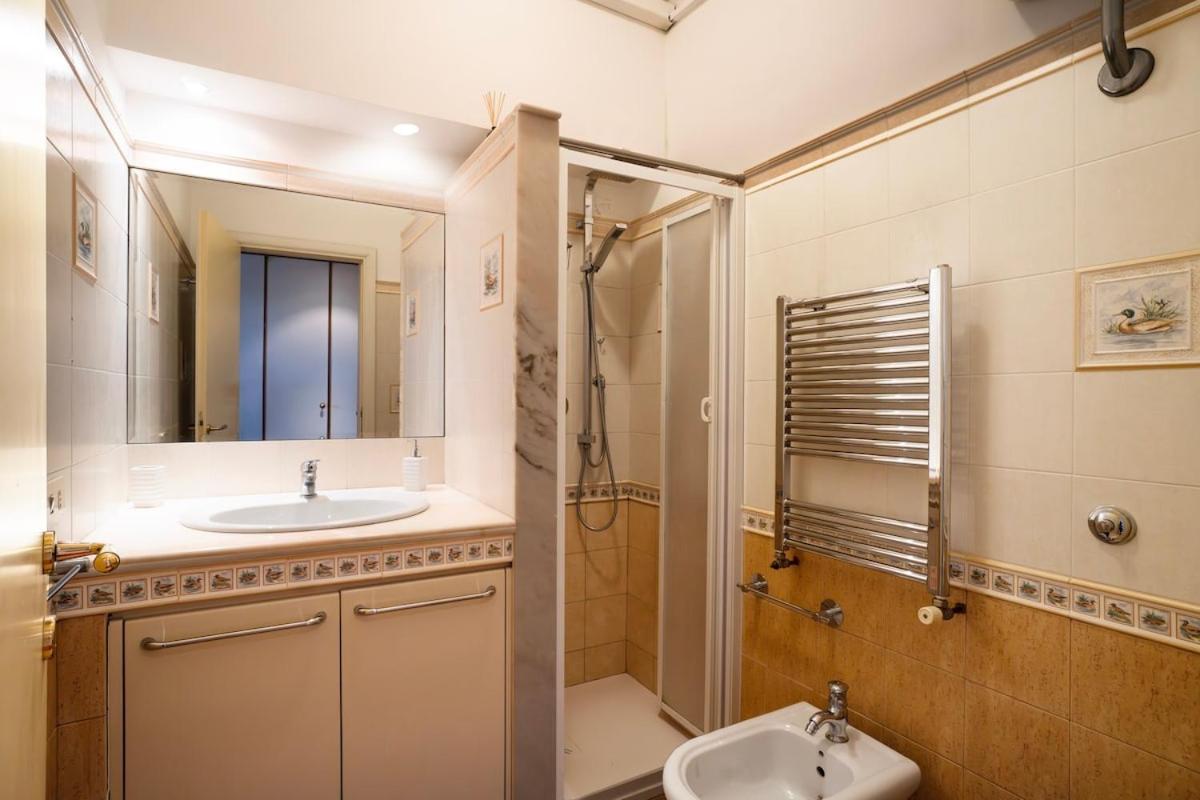 In Rione Ludovisi Apartment *
